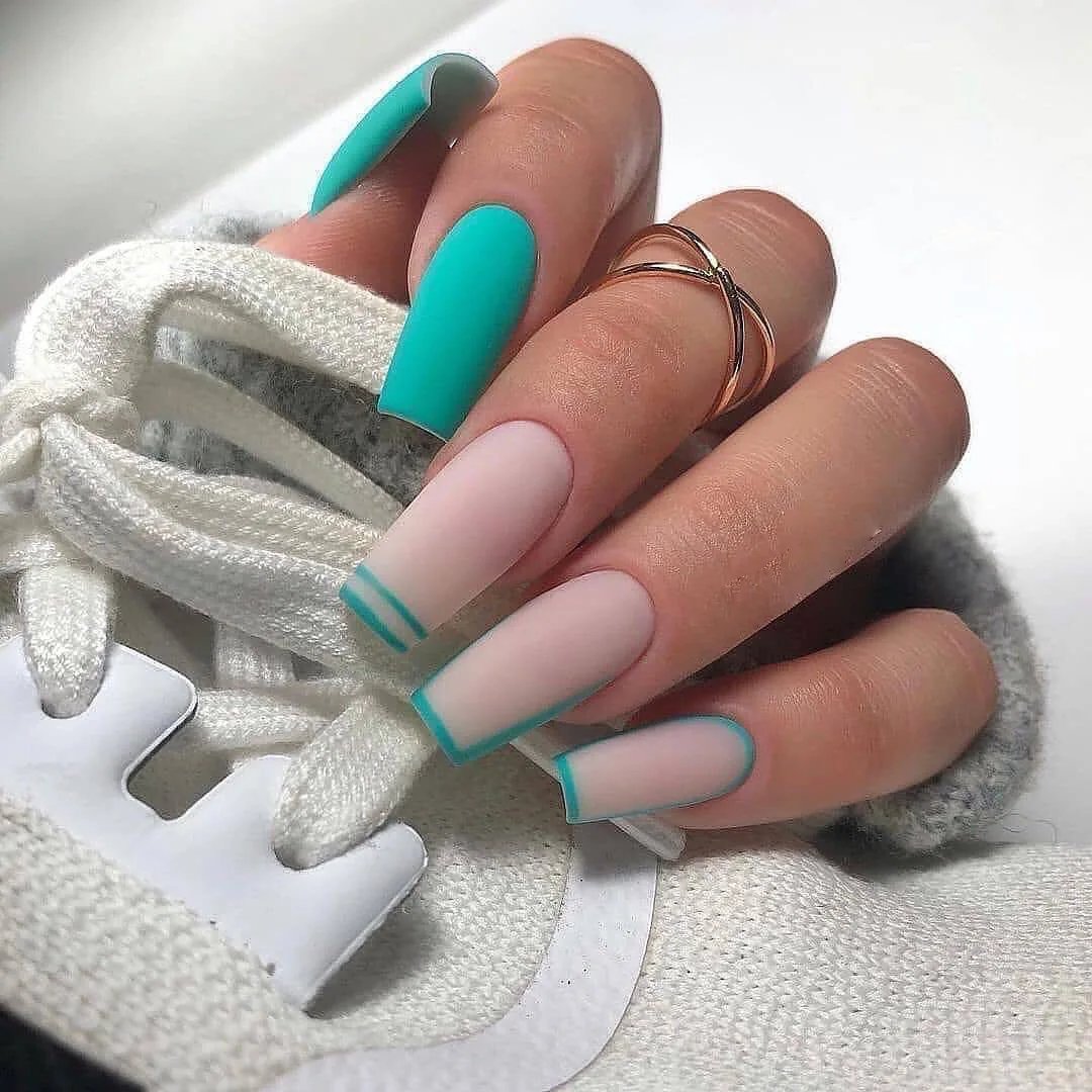 

24шт накладные ногти во французском стиле озеро синий носимый маникюр пресс на ногти твердые