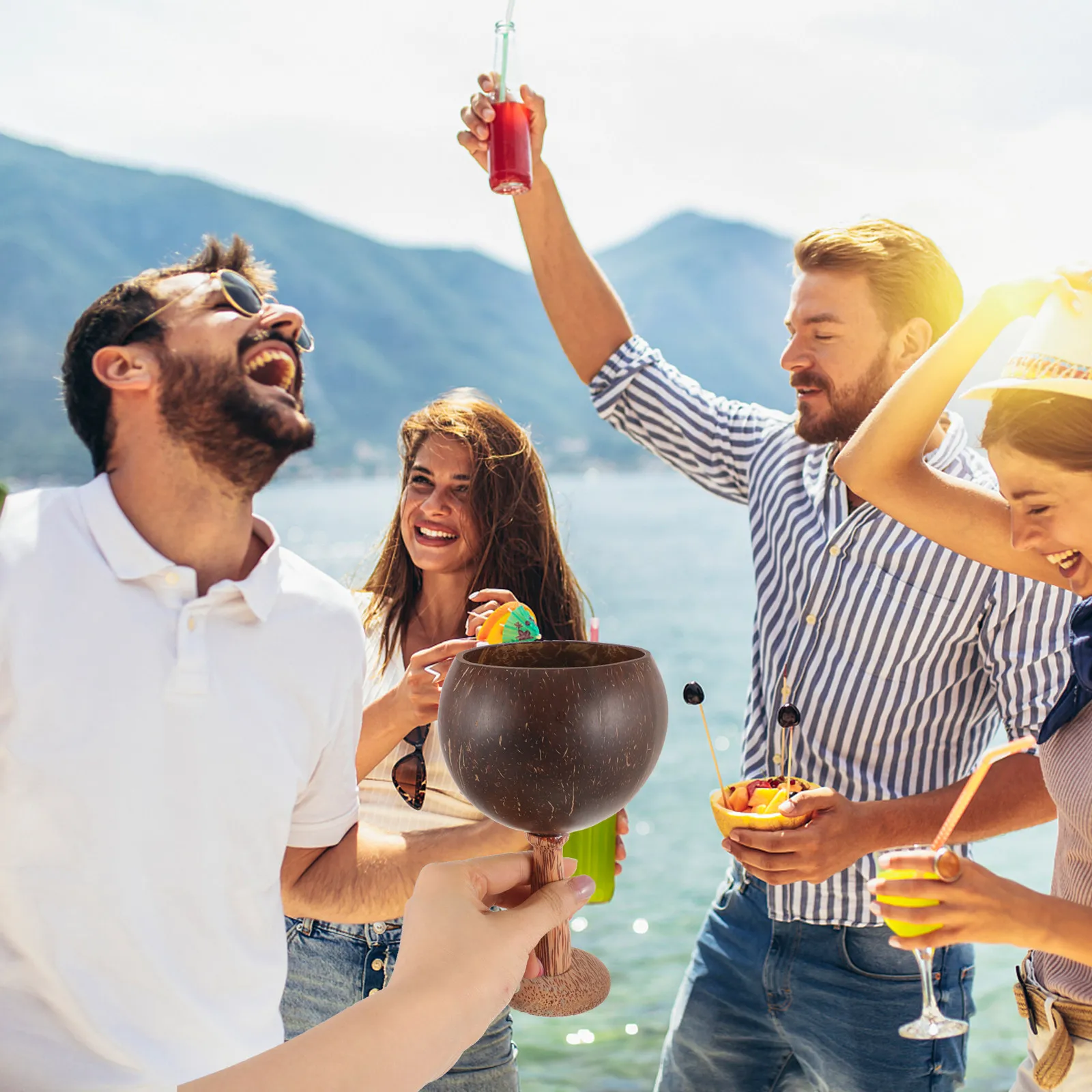 

2Pcs Eco Friendly Coconut Cocktail Cup Insulated Wine Goblet for Home Use Party Gift Natural Drinkware Non Scalding Surface