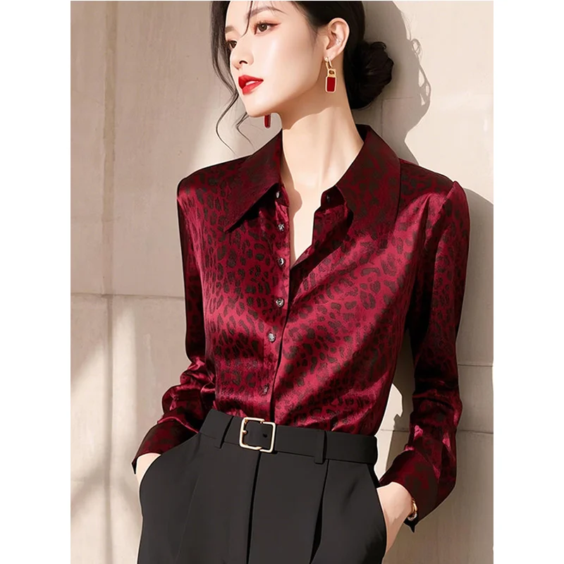 2025年春秋新作 プリント柄 ターン ダウンカラー 長袖シャツ レディース おしゃれ レオパード柄ボタン ブラウス 女性用トップス