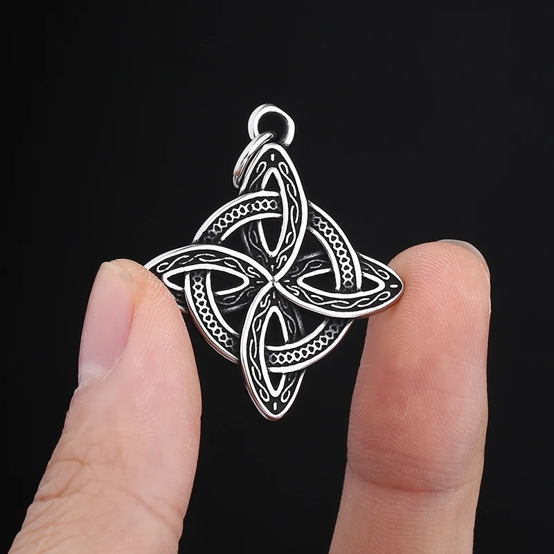 2024 New 316L Stainless Steel Viking Celtic Knot Pendant Necklace For Man Women Couple Gift Man Choker