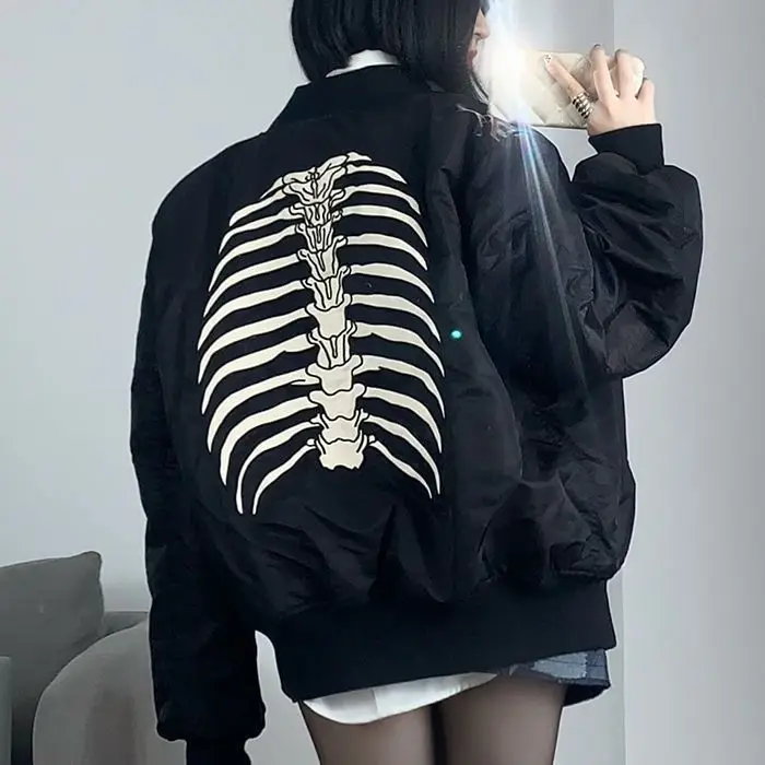 سترة فضفاضة رقيقة للرجال بتصميم هيكل عظمي، ملابس خارجية للربيع والصيف، نمط جديد بأسلوب داكن متعدد الاستخدامات، ياقة بيسبول وسحاب