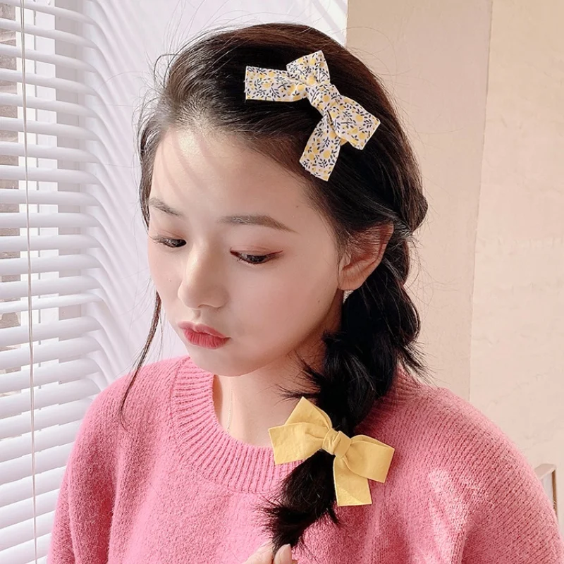 2Pcs Sweet Bow Print Hair Clips for Baby Girls Colorful Floral Hair Pins Children Cute Metal Duckbill Headwear Hair Accessories