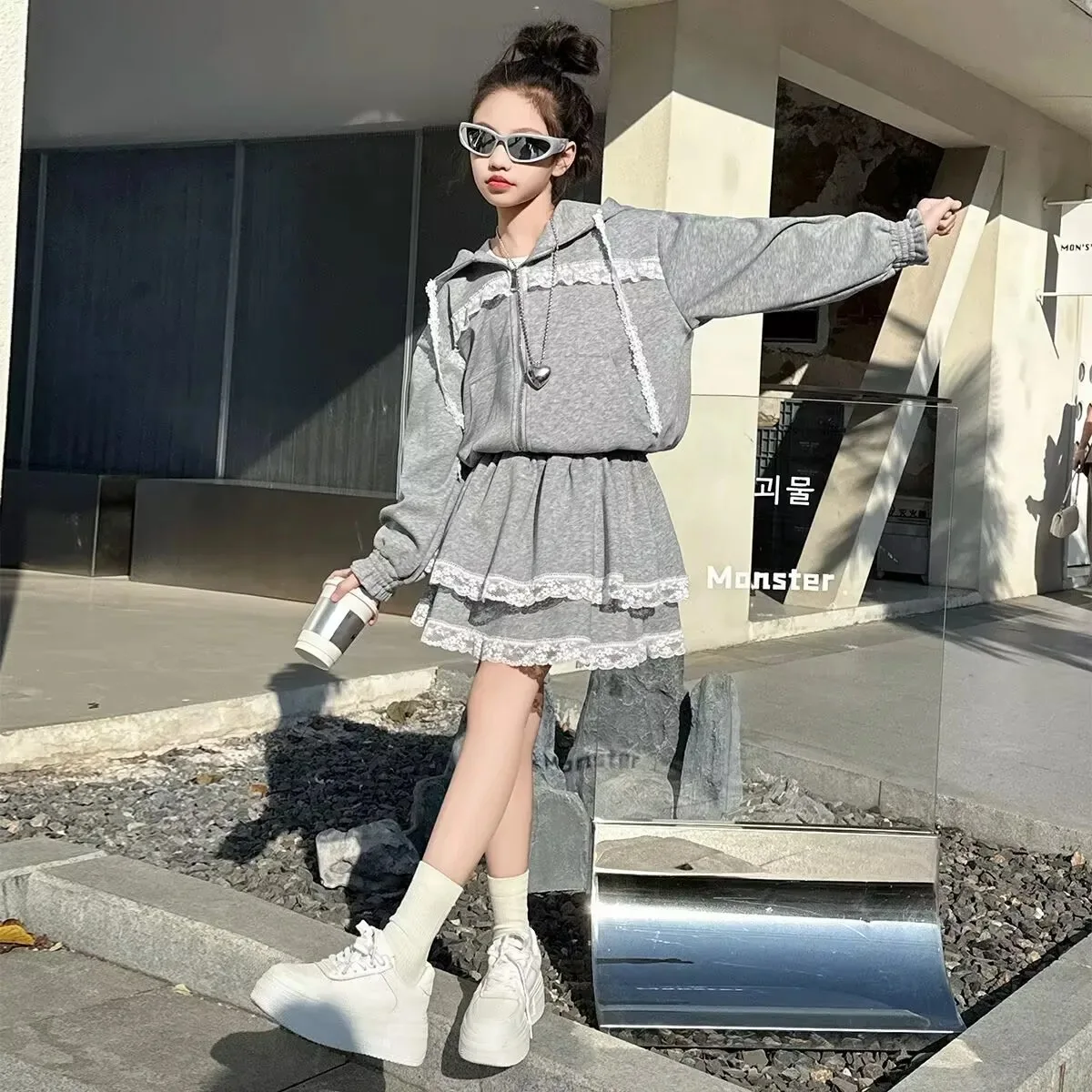 

Kawaii модный спортивный костюм для девочек, комплект с юбкой, студенческий осенний повседневный топ на молнии с капюшоном и рисунком, юбка, комплект из 2 предметов, детская одежда