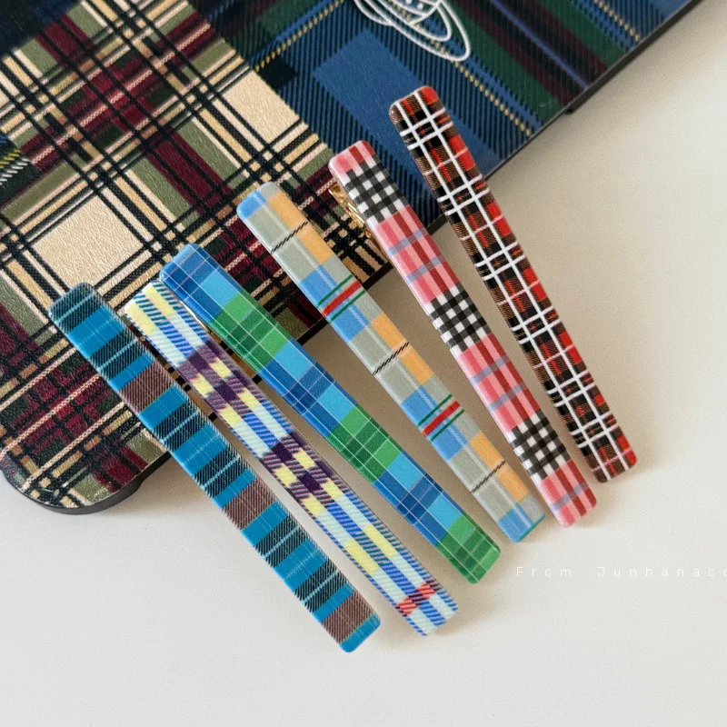 French Sweet Holiday Plaid Hair Clip Acrylic Hairpin Side Bangs Duckbill Clip Hair Accessory for Women
