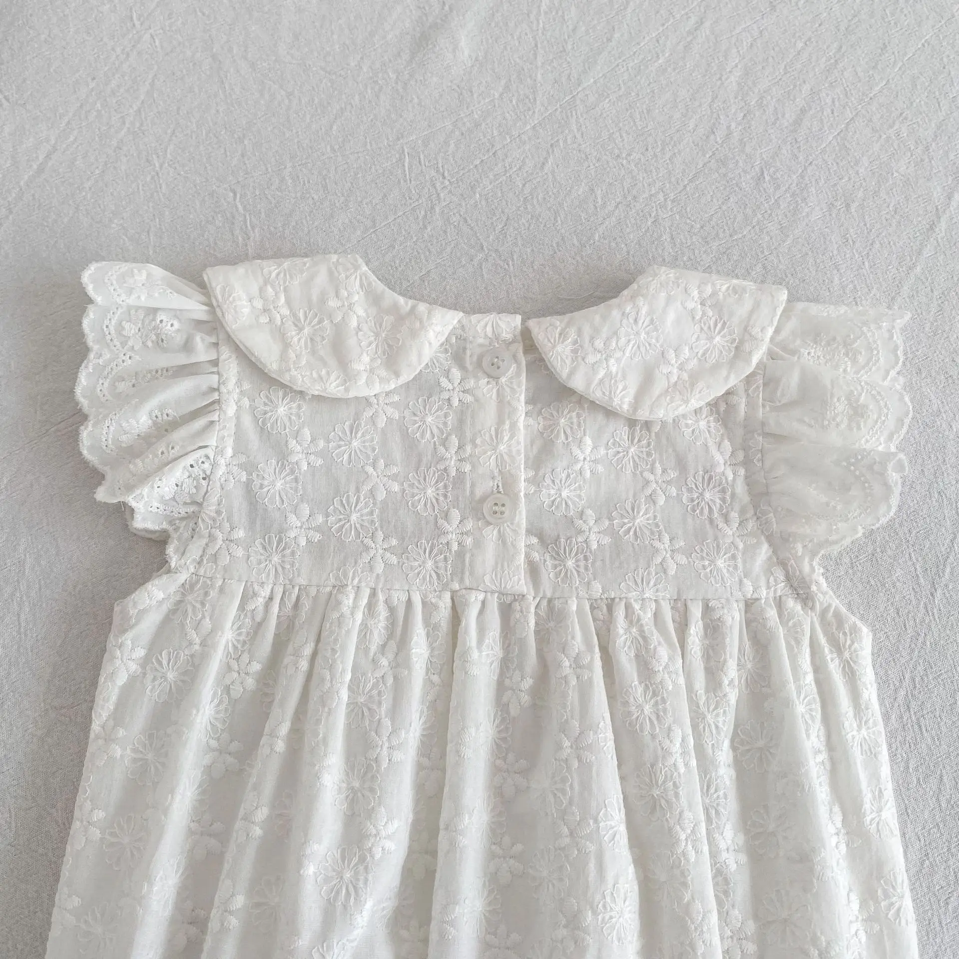 2026 Neuer Sommer 0-24M Baby Mädchen Kurzarm Baumwolle Weißer Strampler 2-6 Jahre Kinder Prinzessin Süßes Stickerei-Kleid Schwesterkleid – Detail 8