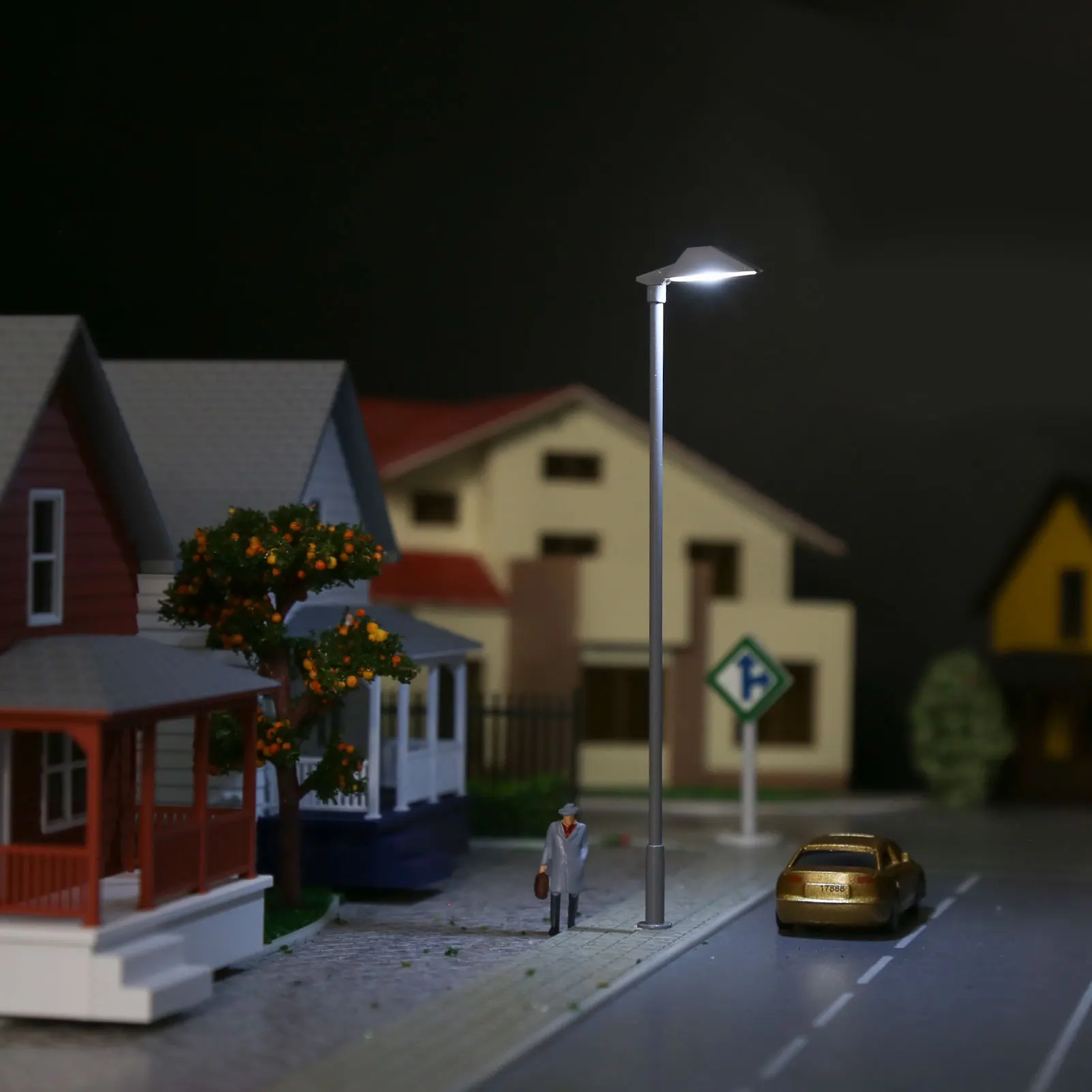 Evemodel 5 Stück Modelleisenbahn HO Maßstab 1:87 Metalllampe Straßenlaterne Heller LED-Schirm LD01HOWGr