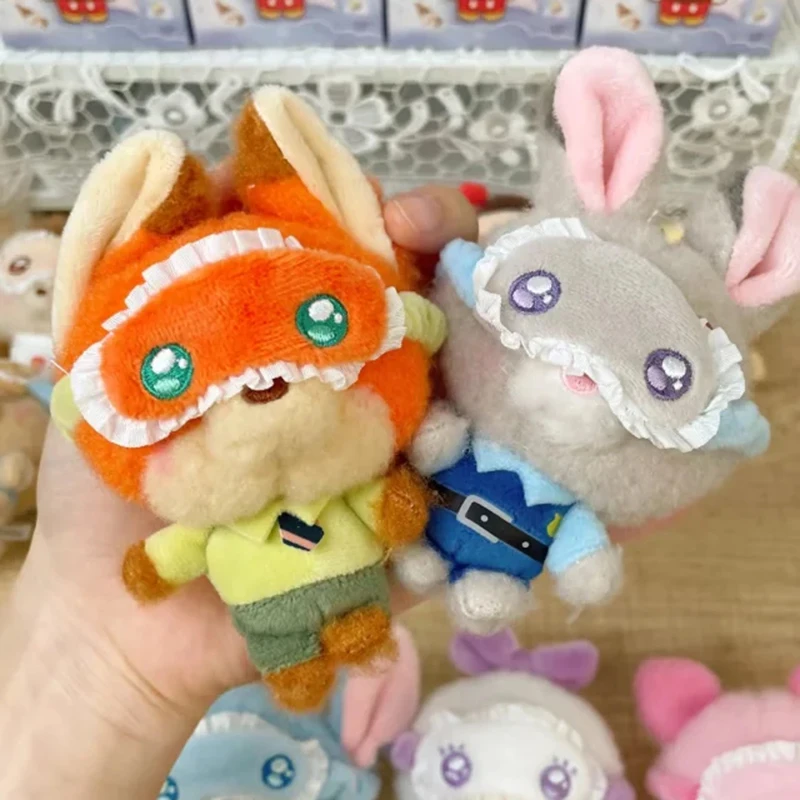 حقيقية Toptoy التحديق ملابس خاصة سلسلة صندوق أعمى العصرية اللعب دمية الديكور ميكي غرزة جودي نيك بوه قلادة هدية لعبة