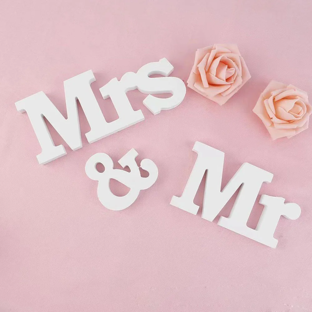 3pcs/set White Wooden Letters Mr & Mrs Wedding Decoration Married Party Table Photo Props Ornaments Valentine's Day table decora