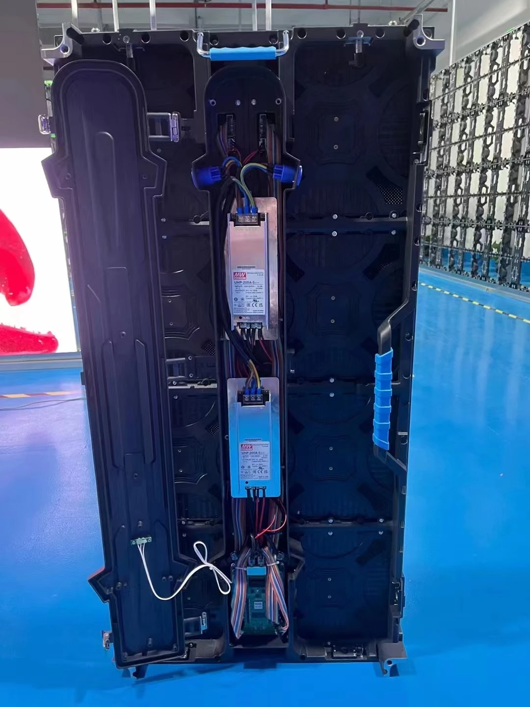 P2.976 Outdoor 3x2 m LED Display Screen Rental Interior LED Video Wall for Mobile Stage Screen for Interior & Exterior Use