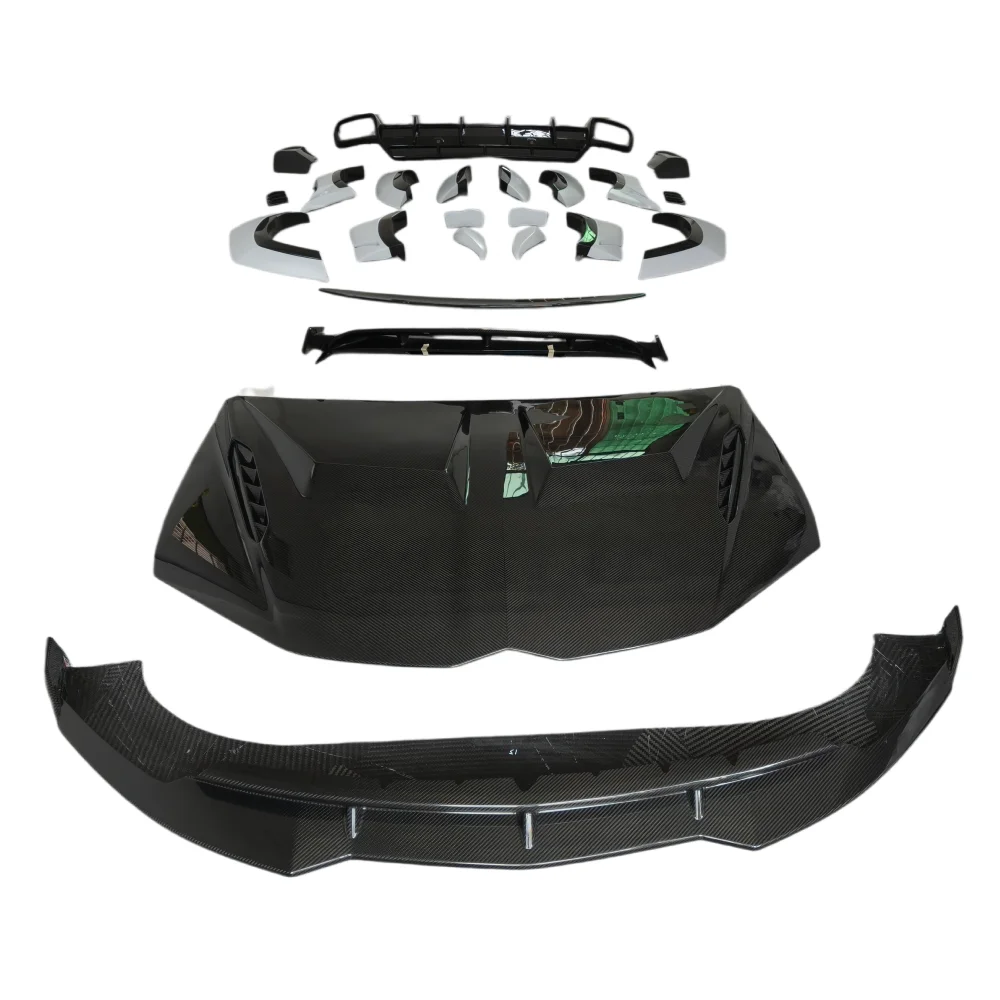 New Popular Car Upgrade Kit for Lamborghini URUS S Upgrade 1016 Style High-quality Carbon Fiber Body Kit, Customized Car Kit