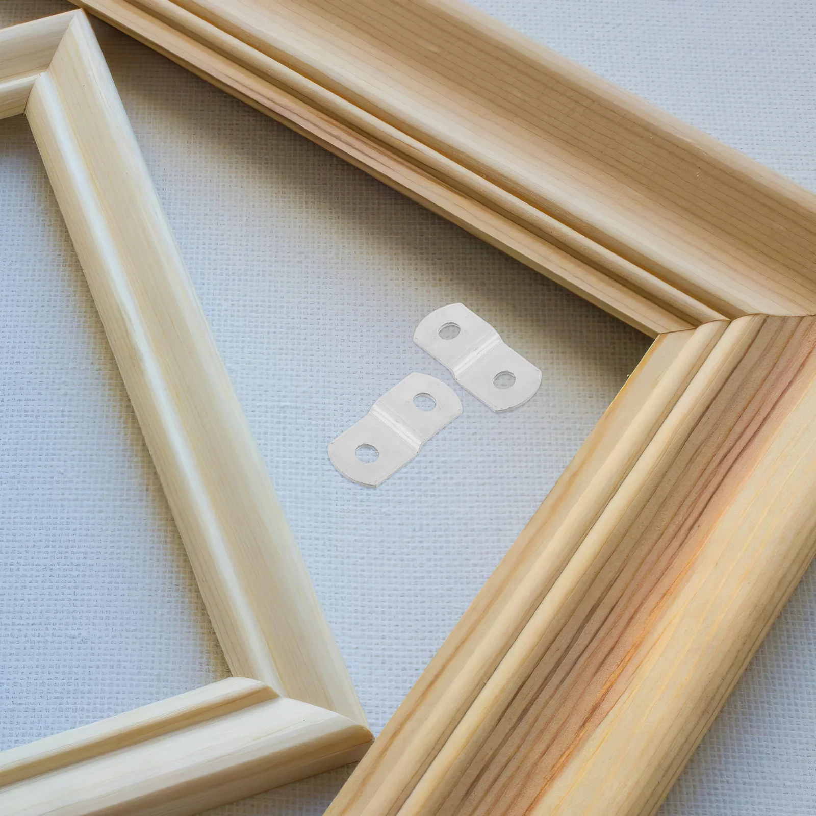 

15pcs Fixed Angle -Shaped Silver Iron Corner Brackets 90 Degree For Furniture Frames Home Office Commercial Use Corner