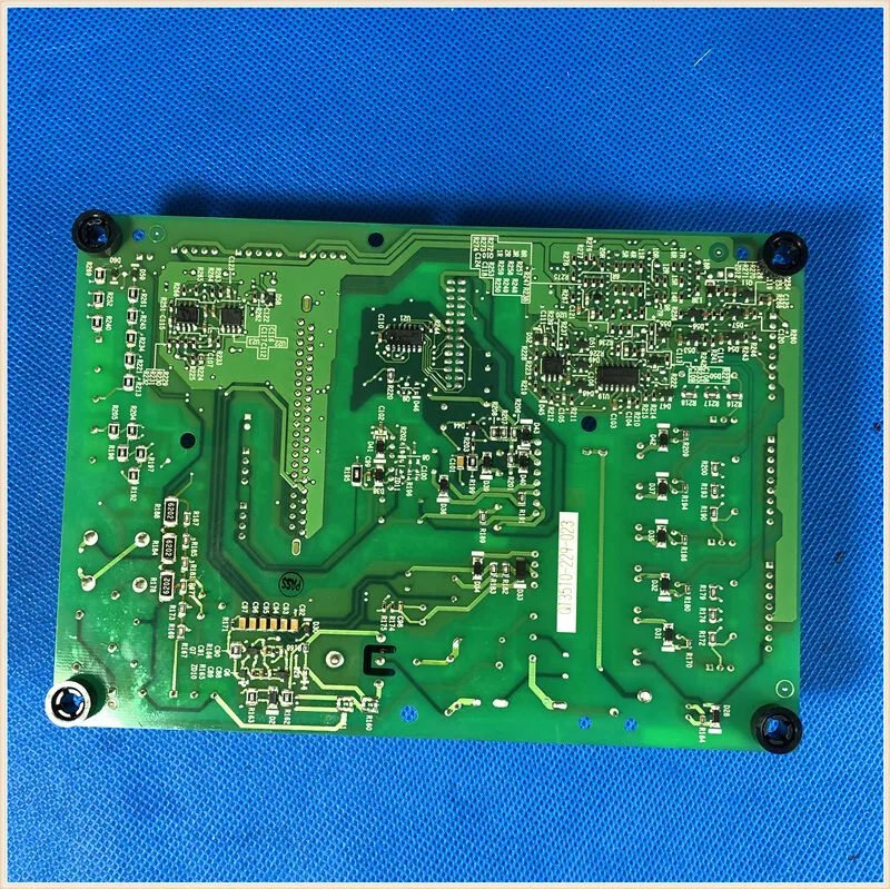 Disassembly of Yaskawa inverter H1000 series 45-55KW power board driver board 710811 motherboard ETC710801