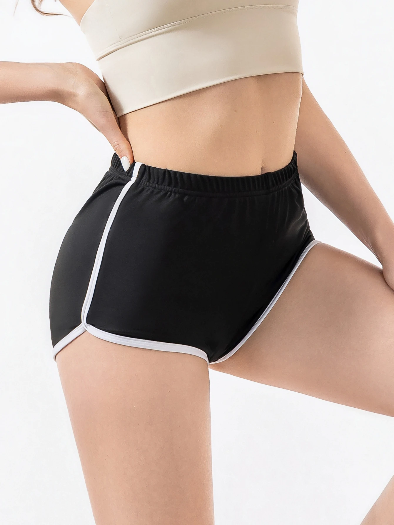 American retro pure sensual style color-blocking hemmed casual sports shorts versatile for women loose A-line wide-leg hot