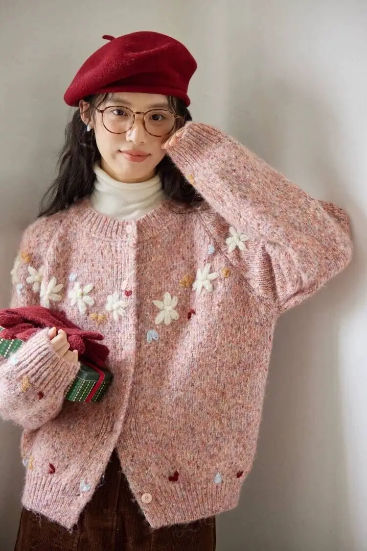 

Элегантный вязаный кардиган для женщин, осень-зима 2022, кашемировый свитер с длинными рукавами и цветочной вышивкой Y2K, пальто, топы C72