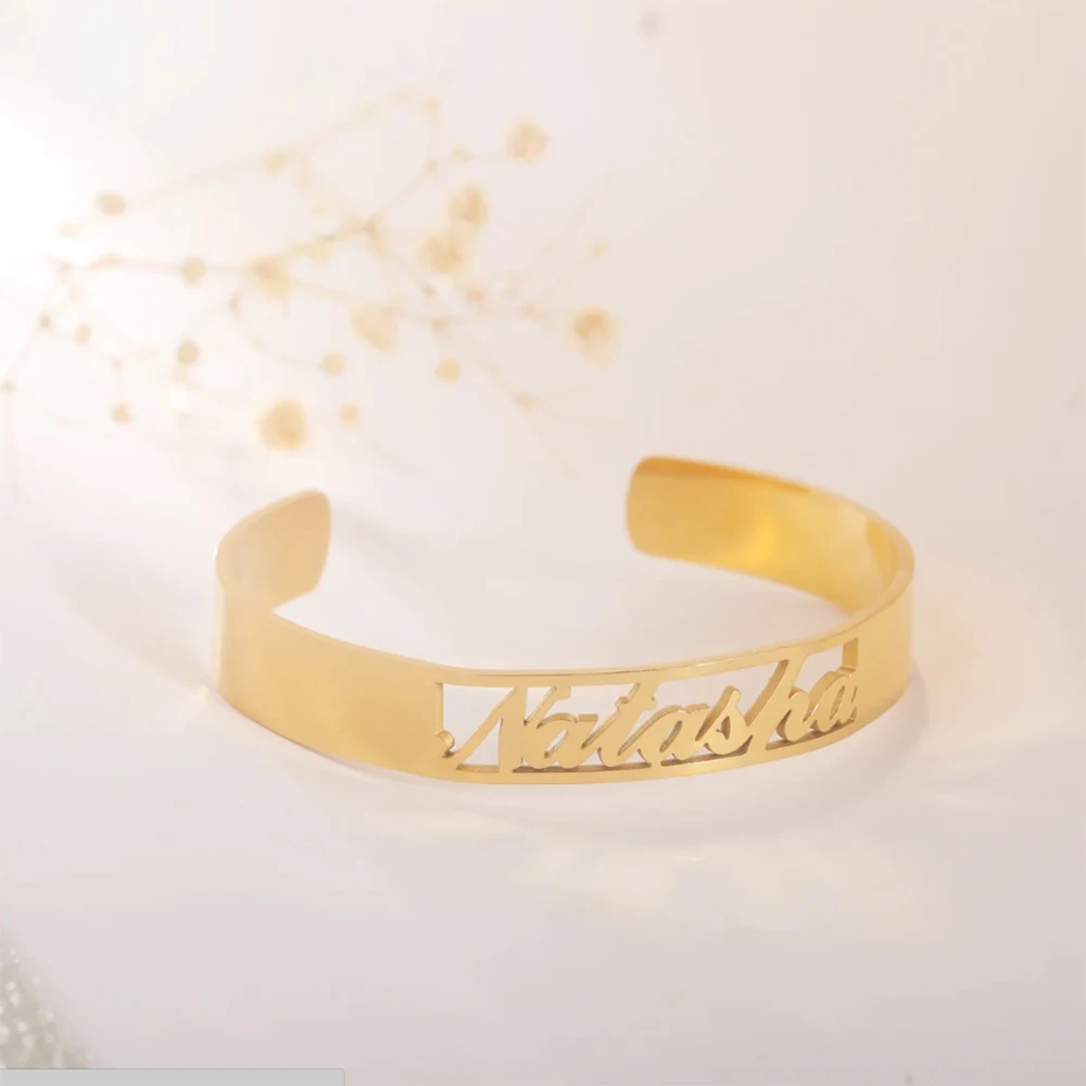 

Personalized customized name bracelet, fashionable classic, exquisite gift, meaningful holiday gift