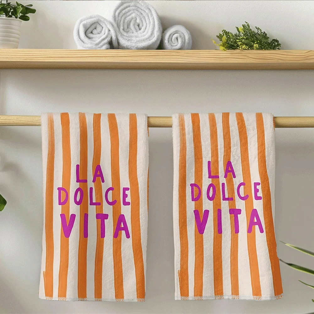 Kitchen wipes, hand wipes and dishcloths (2 of each)