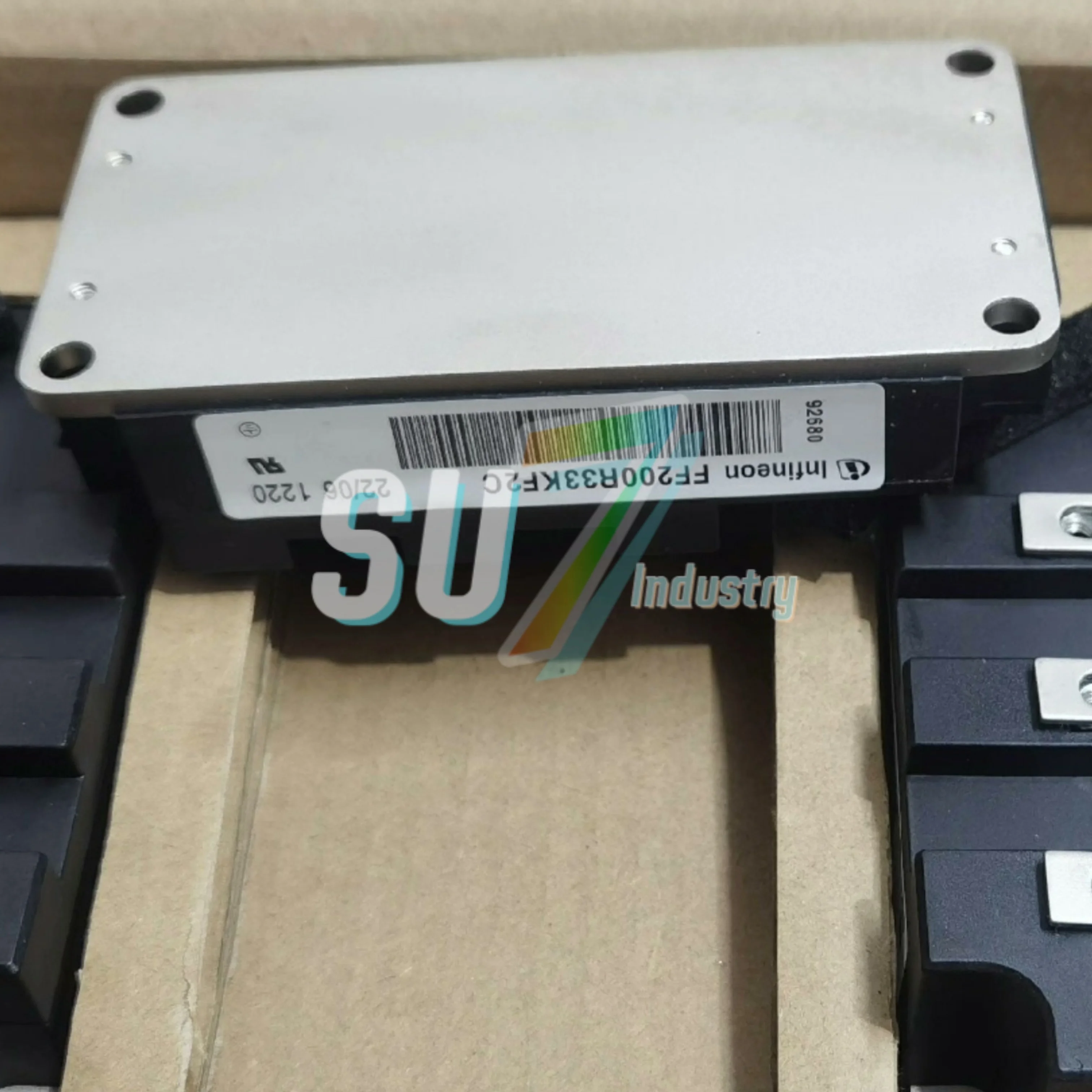 BSM300GB120DLC   FF200R33KF2C    New In warehouse     Power Supply Module
