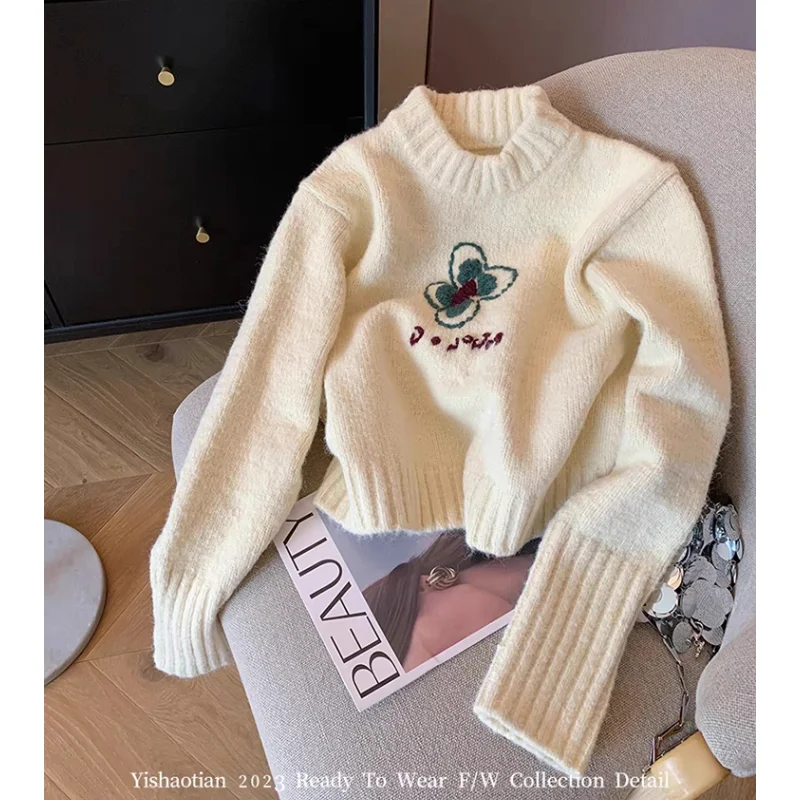 Women's Clothing White Knitting Sweater Embroidery Long Sleeves Cashmere Vintage Casual Fashion Baggy Ladies Spring Tops