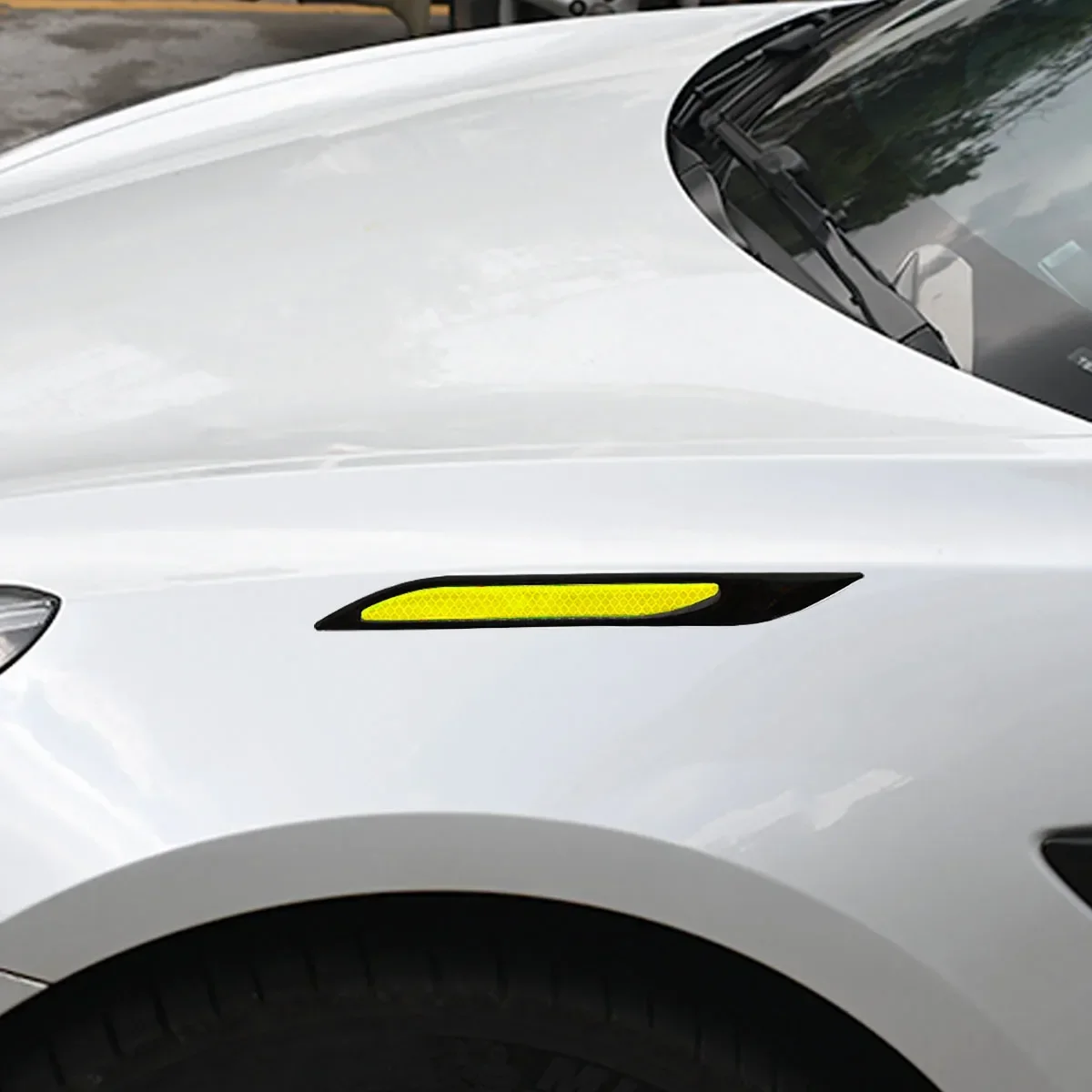 Newest 4Pcs Car Reflective Strips Bumper Protector Carbon Fiber Body Safety Warning Sticker Auto Anti-scratch Tape Auto Styling