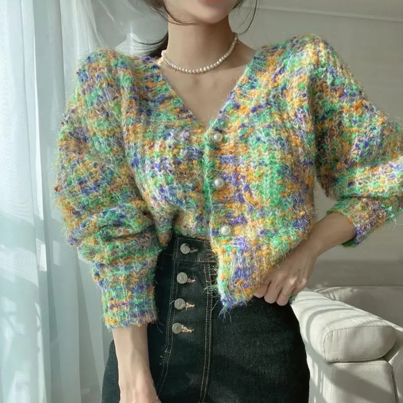 

Chic Pearls Buttons Knitted Cardigan for Women Candy Color V-Neck Long Sleeve Sweet Knitwear Lady Fashion All-Match Sweater