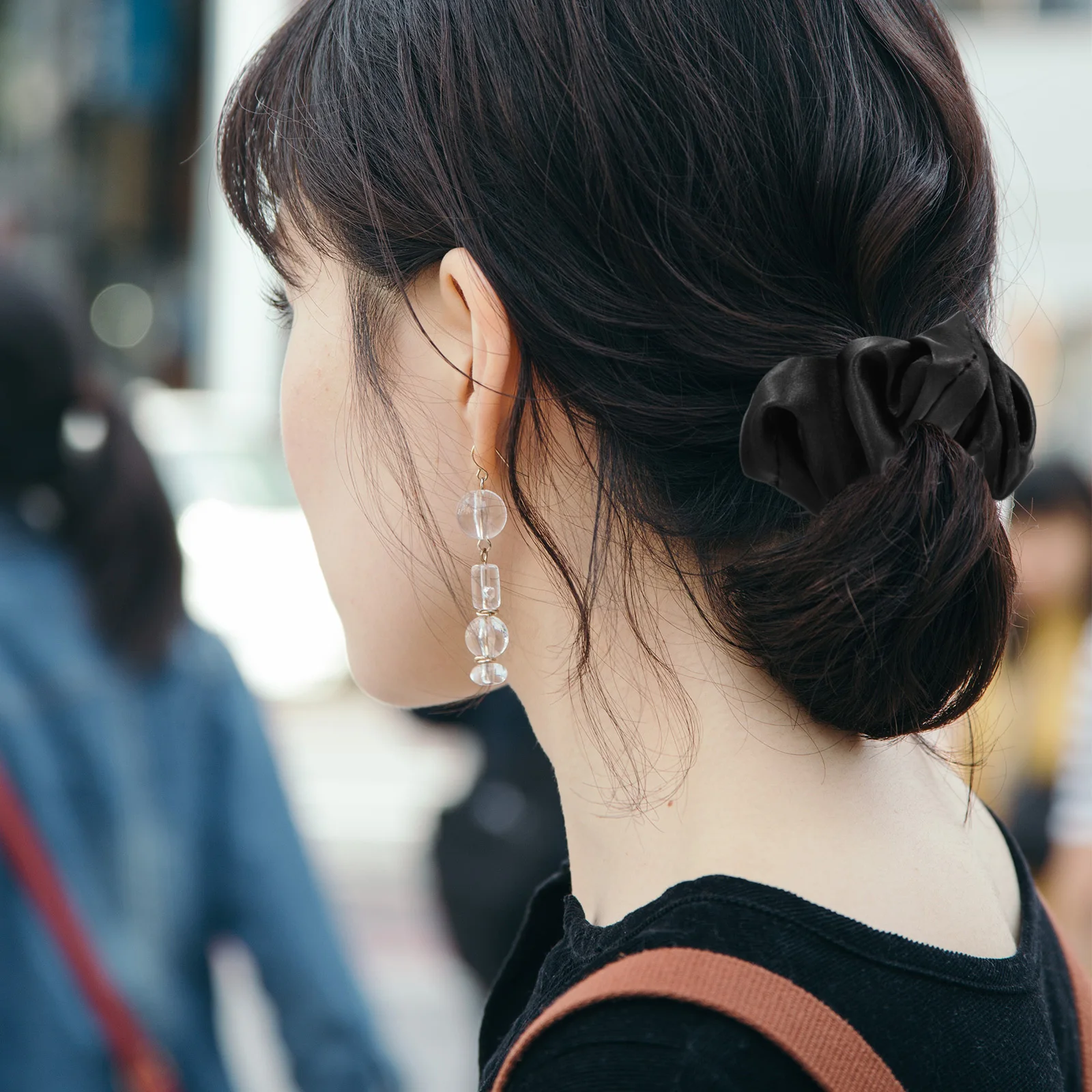 3 قطع ربطات شعر مرنة من الحرير الأسود الأنيق للنساء والفتيات، مريحة تناسب أي مناسبة للاستخدام اليومي