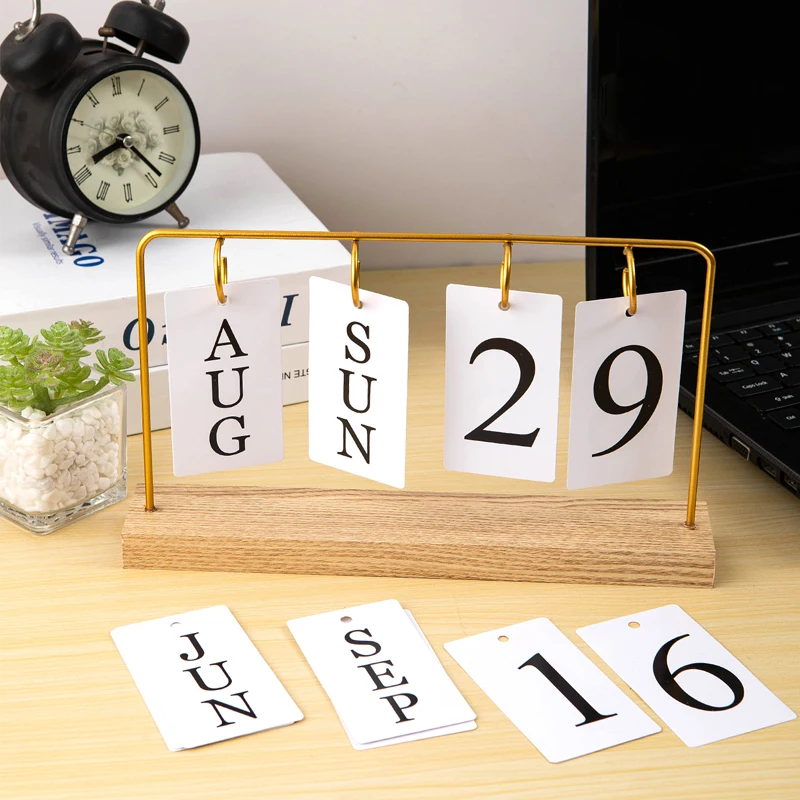 1 pc Wooden Creative Golden Perpetual Calendar, Desk Decoration, New Household Ornament