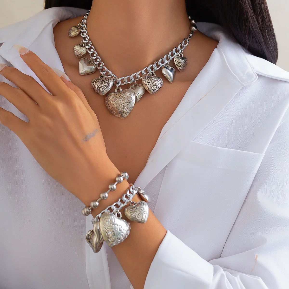 KMVEXO Vintage Choker Necklaces Bracelets Set For Women Punk Heart Pendant Gold Silver Color Metal New Hip Hop Jewelry Set