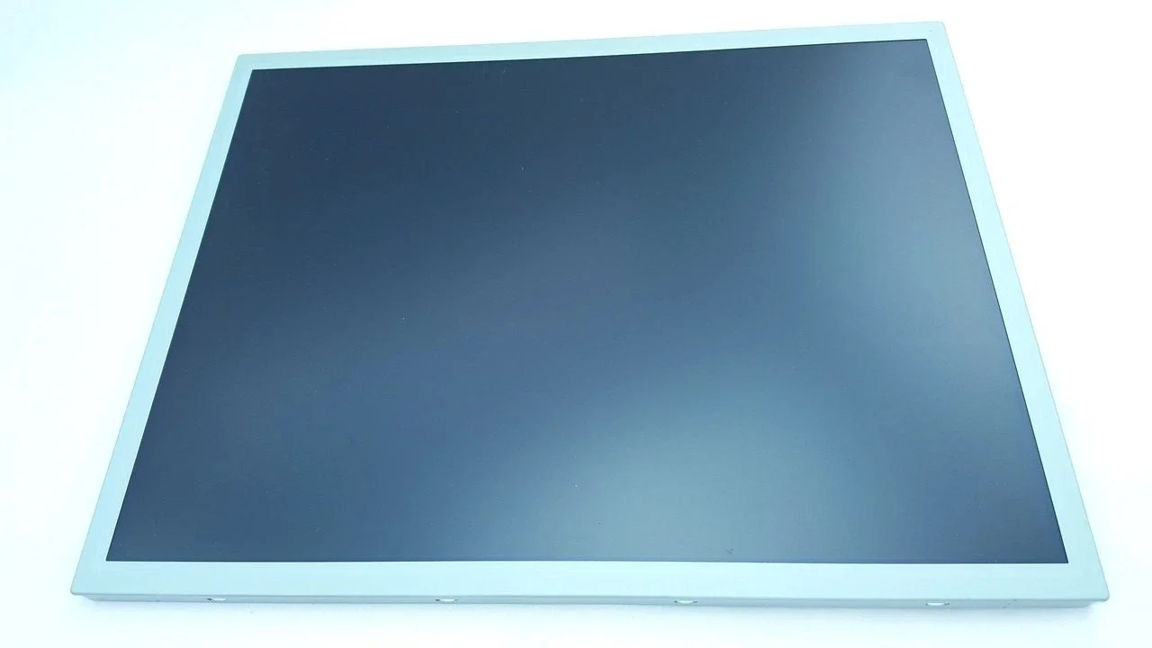 15-inch CLAA150XP01Q perfect working and Spot Goods