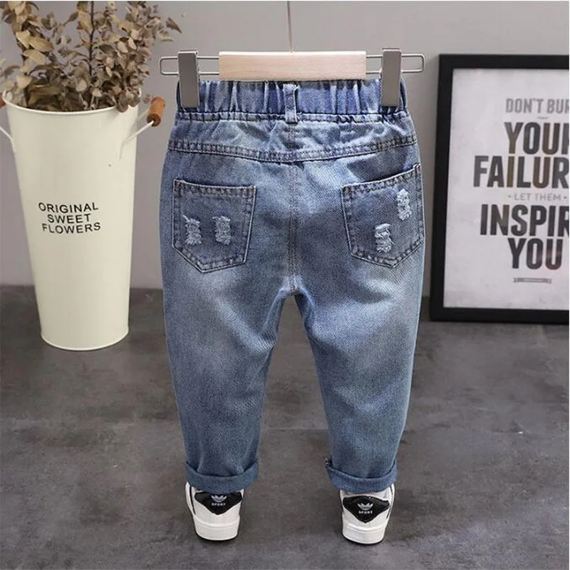 Boys Jeans Girls Toddlers Straight Pants Fashion Spring Autumn Baby Boys and Girls Ripped Hole Denim Pants New Arrival 2025