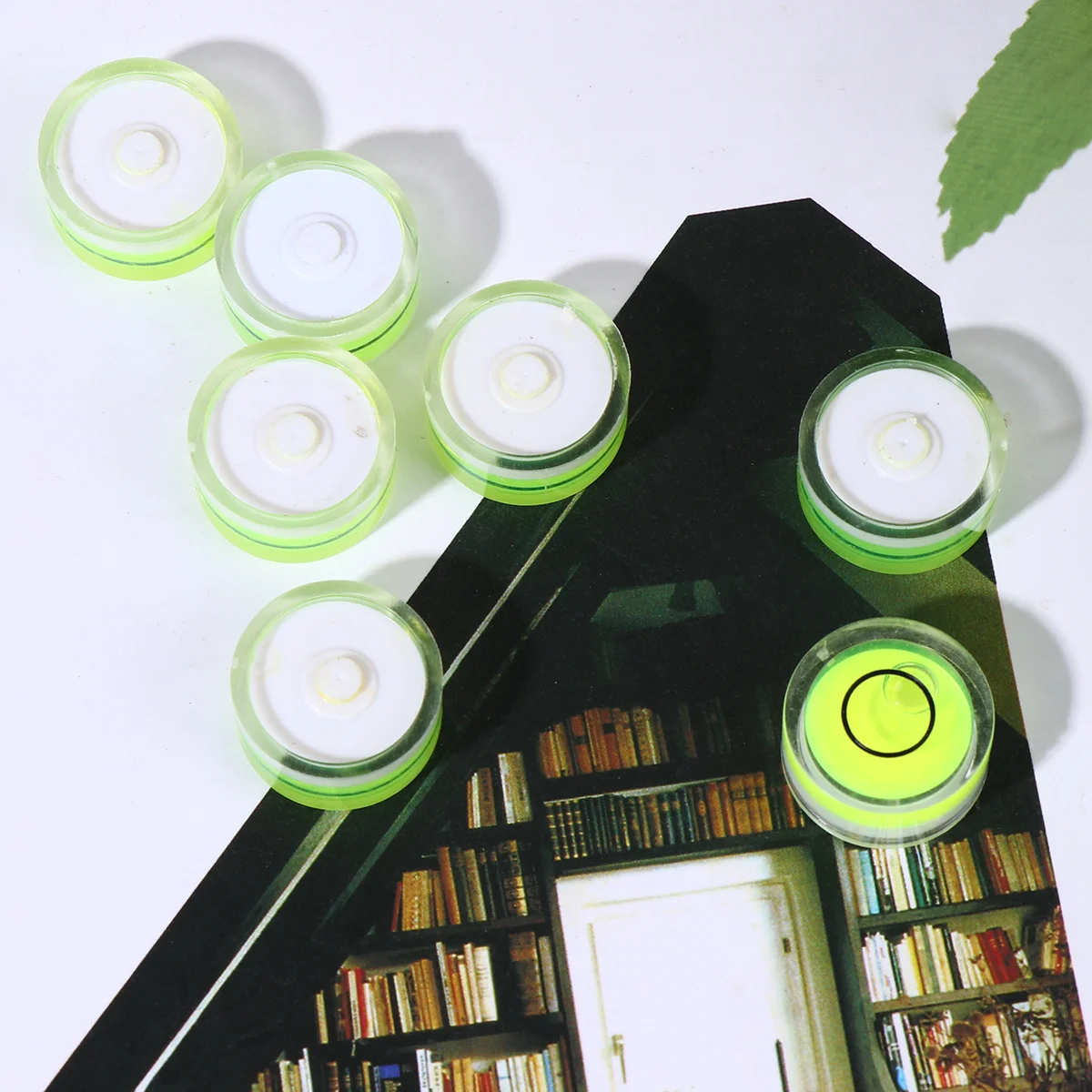 

16pcs 15X8Mm Horizontal Bubble Circular Spirit Level For Surface Green Transparent Tool Waterproof Wearable Accurate Stable