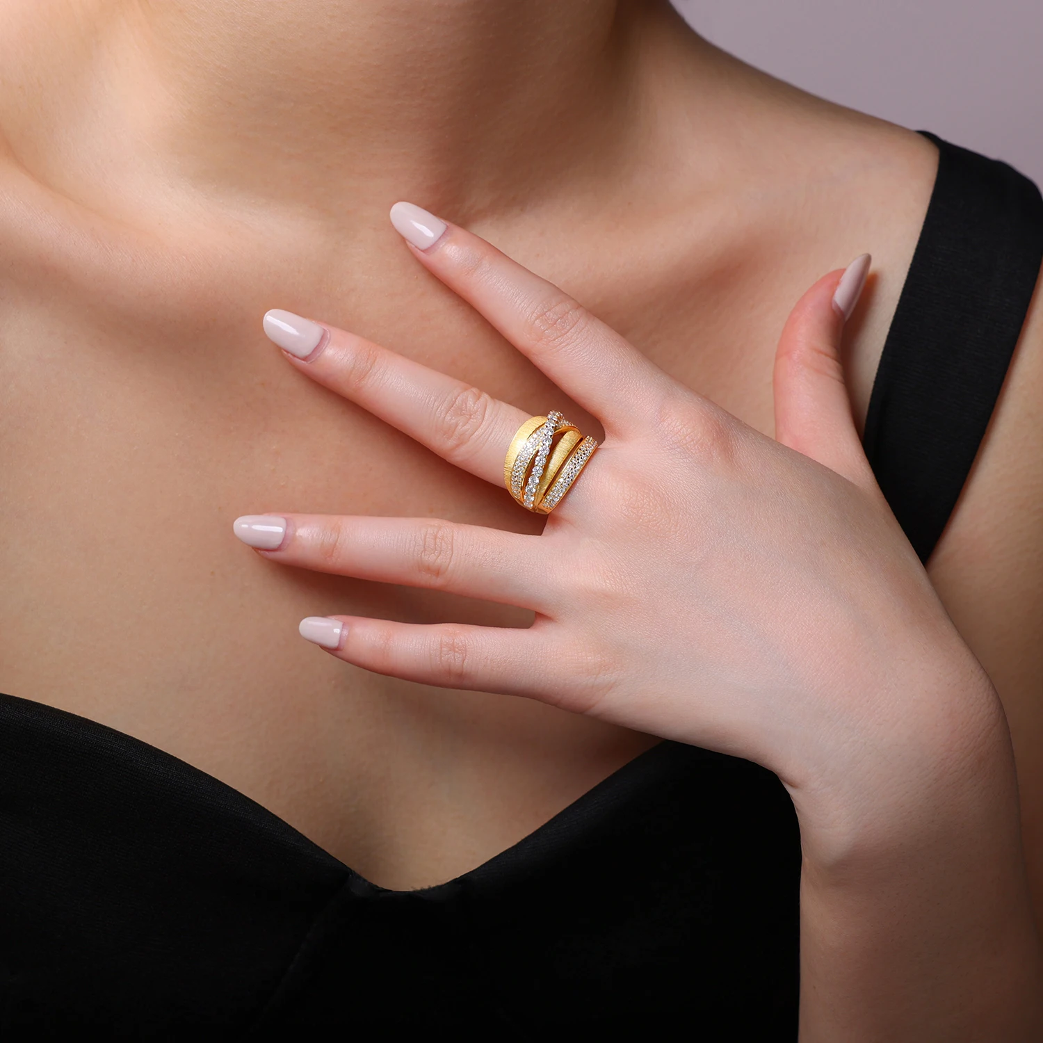 

1pc Ring 925 Sterling Silver 18K Gold Plated Multi Row Pavé CZ Band Matte Finish Elegant Jewelry for Women Gift