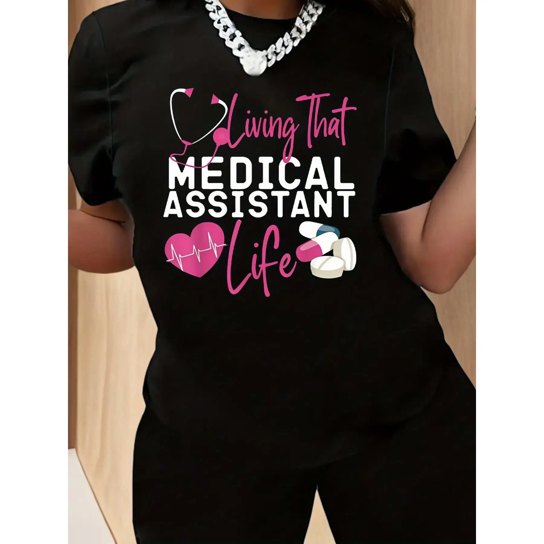 

Certified Assistant Life Graphic Tee - Women'S Casual Polyester T-Shirt With Symbols, Hearts & "Living That Life" Design, Crew