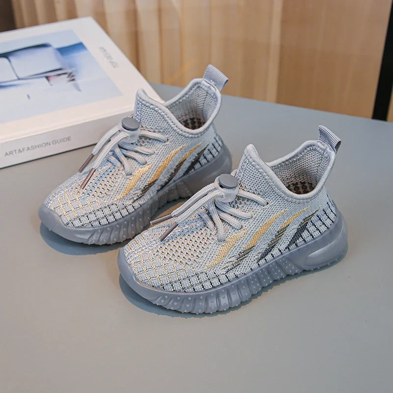 Leichte, lässige Kokosnussschuhe für Kinder, gewebt mit Gummisohlen für Babys, Jungen und Mädchen. Rutschfestes Outdoor-Sport-Mesh Bre