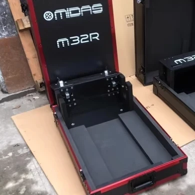 

Midas M32R Mixer Air Case with Dog House with Puller. Midas M32R Mixer Case.