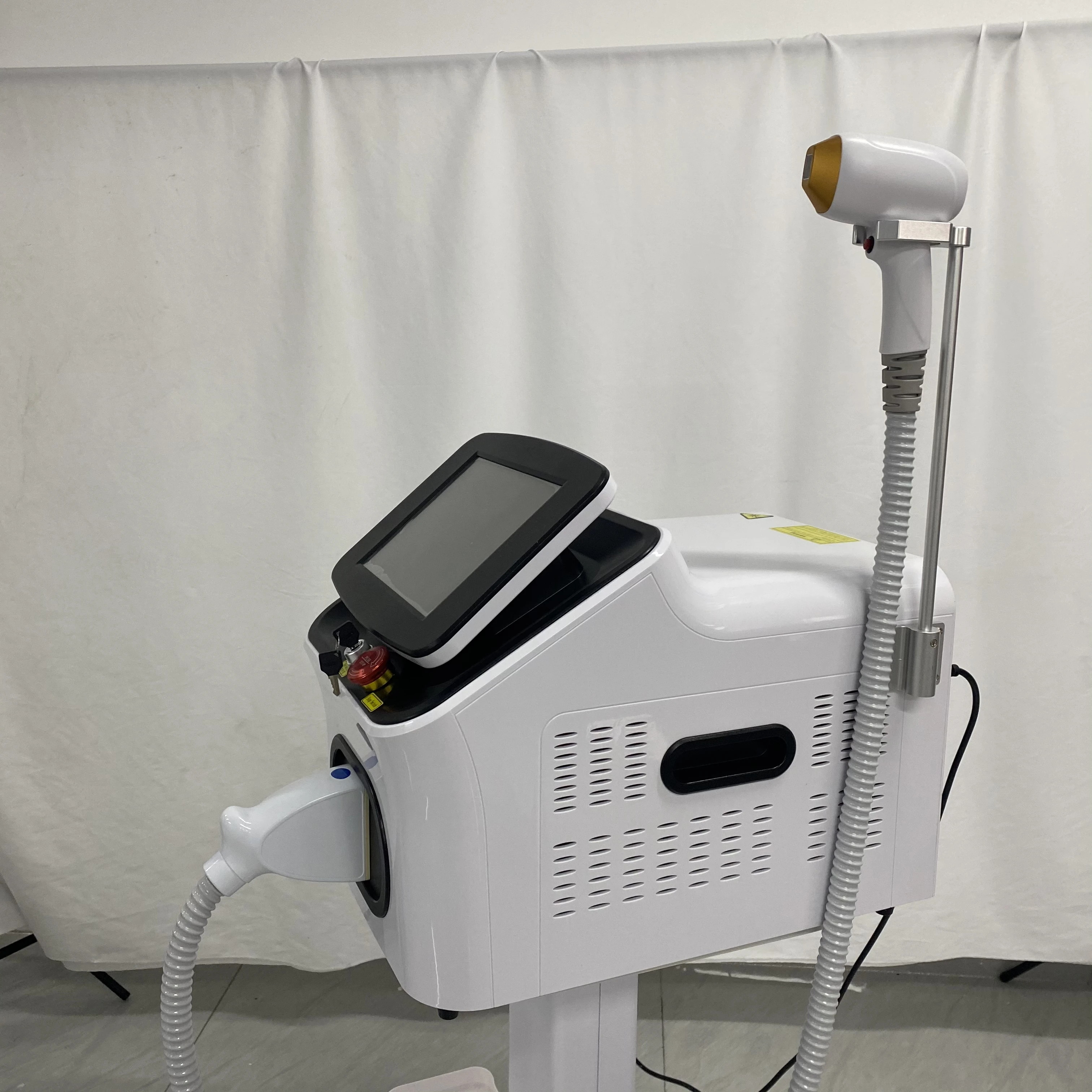 

4000 Вт proTitanium Ice Platinum точка замерзания безболезненная машина Alexandrit 755 808 1064 нм безболезненная лазерная эпиляция машина