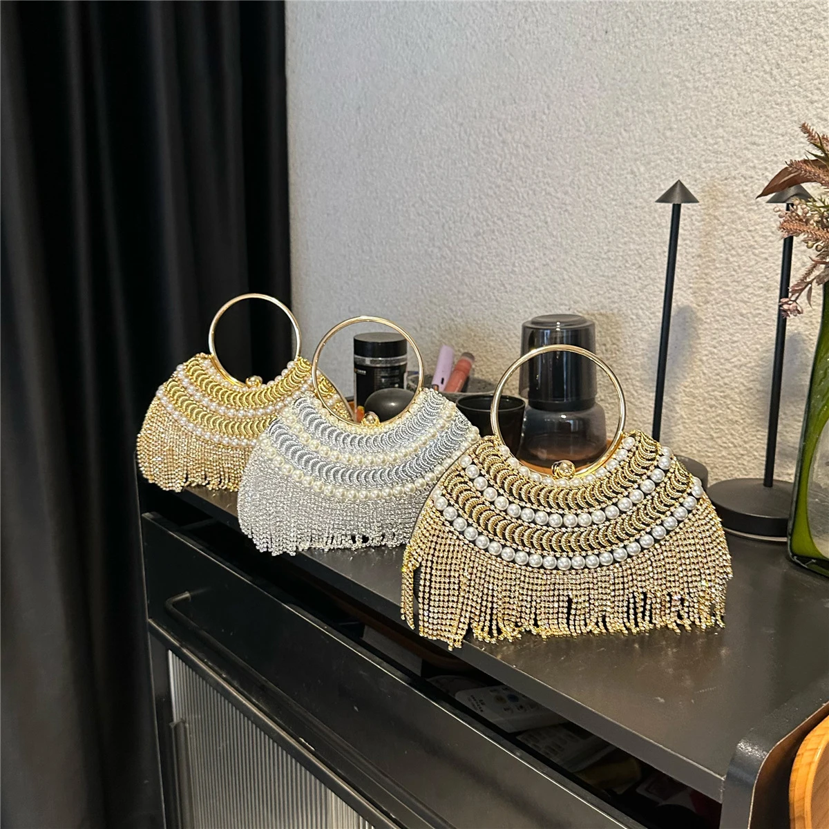 

Rhinestone Tassel Women Banquet Bag Pearl Decal Sparkling Circular Handbag French Elegant Fashion Female Dinner Bags