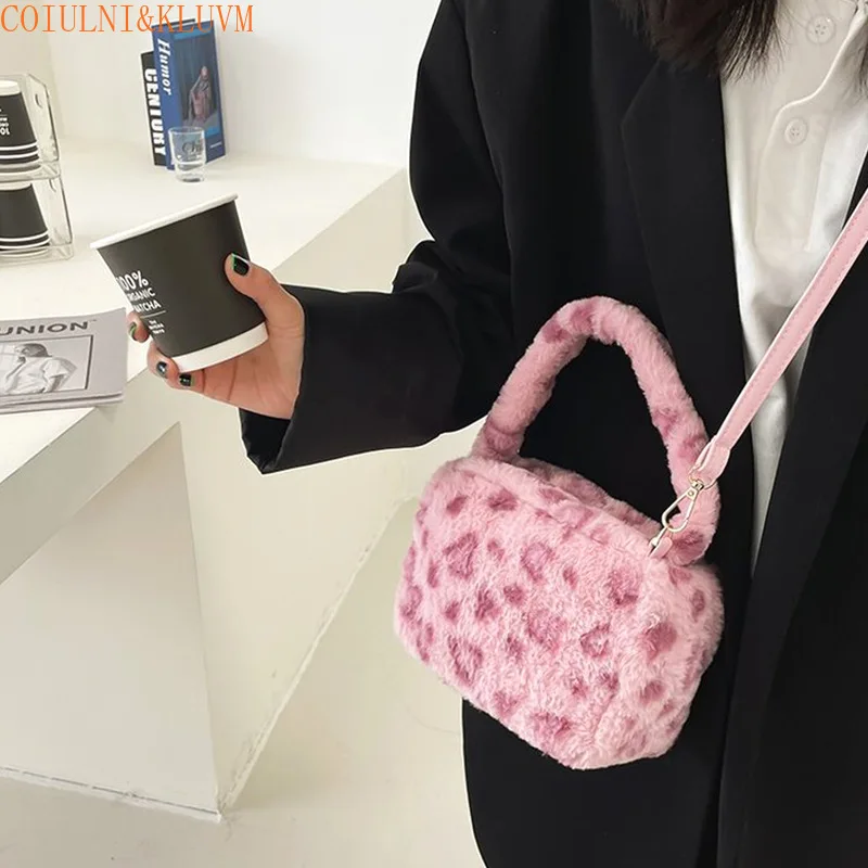 【COIULNI&KLUVM】new plush bag high-end pink leopard print fluffy handbag female cute fashion portable messenger bag