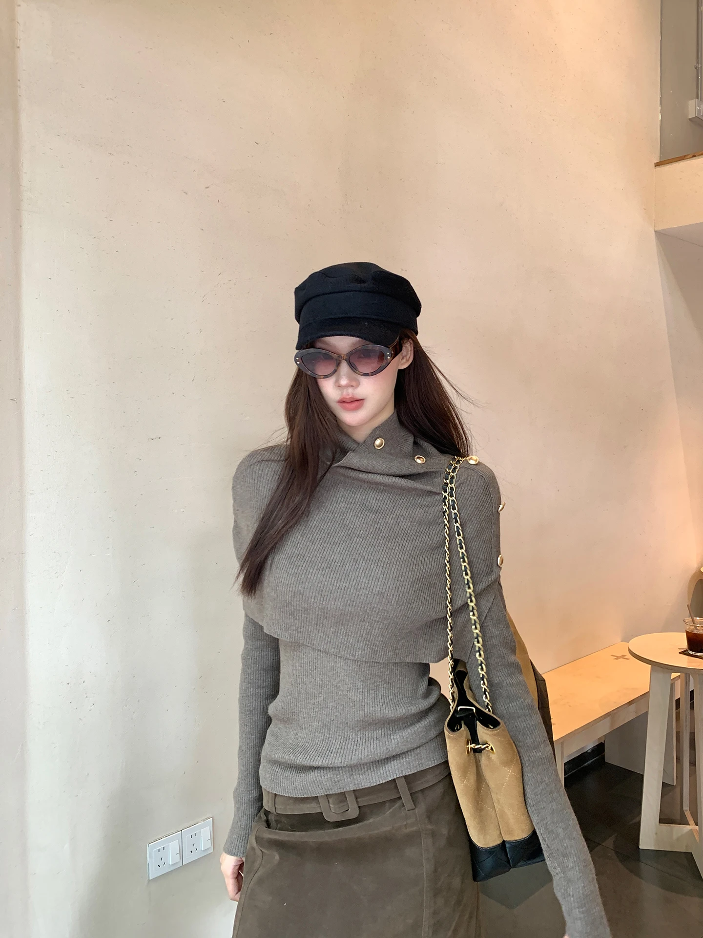 

High-Ne Knitwear Women's Sle 2025 New Winter Outerwear Inner Match Lazy High-End Feeling Red Celebri Club Sweater