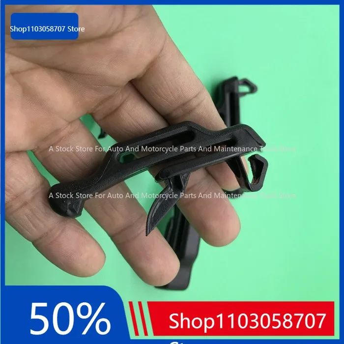 Suitable for Changan CS75P Rear Seat Webbing Fixed Buckle Clip Safety Socket Buckle Accessories