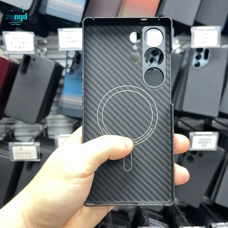 Etui magnetyczne do telefonu Samsung Galaxy S25 Ultra 1500D z włókna aramidowego (kevlar) w kolorze czarnym - ultracienkie i odporne na zarysowania