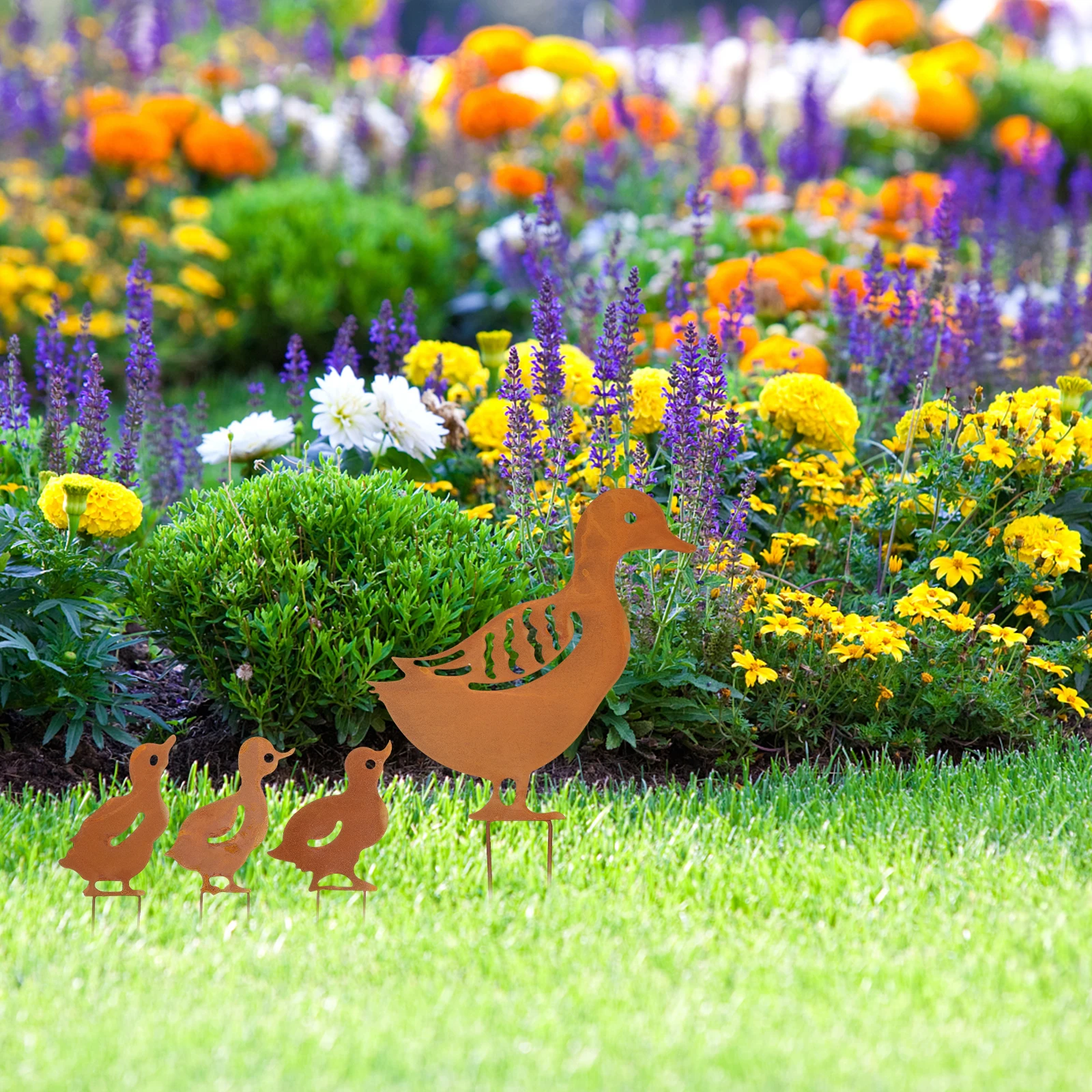 

Metal Hollow Duck Decoration Garden Ducks Ornament Outdoor Statue Stake Ornaments
