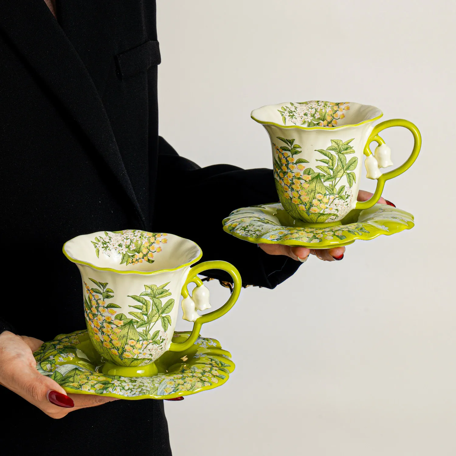 

PYH Lily of the Valley Blossom Coffee Cup Saucer Set High Value Cup Ceramic Premium Sense Gift for Girls