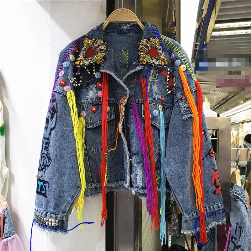 

Heavy Work Rivet Beaded Letter Graffiti Print Denim Jacket Women Spring Autumn Line Tassel Casual Hole Jean Coat Short Outwear