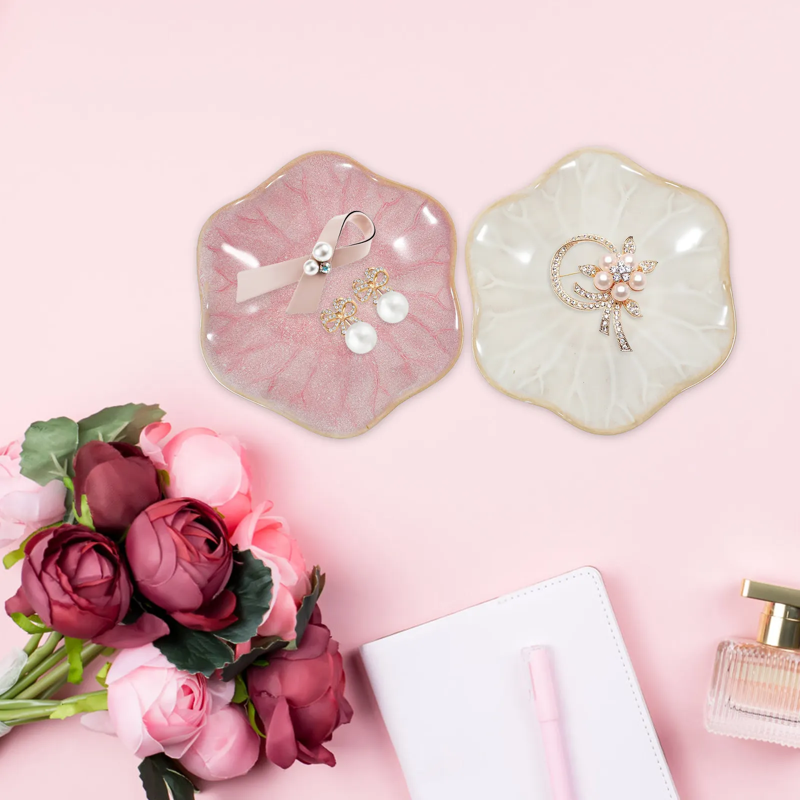 

2Pcs Ceramic Trinket Tray Flower Jewelry Holder Unique Shape Sturdy Practical Coffee Table Desk Bookshelf