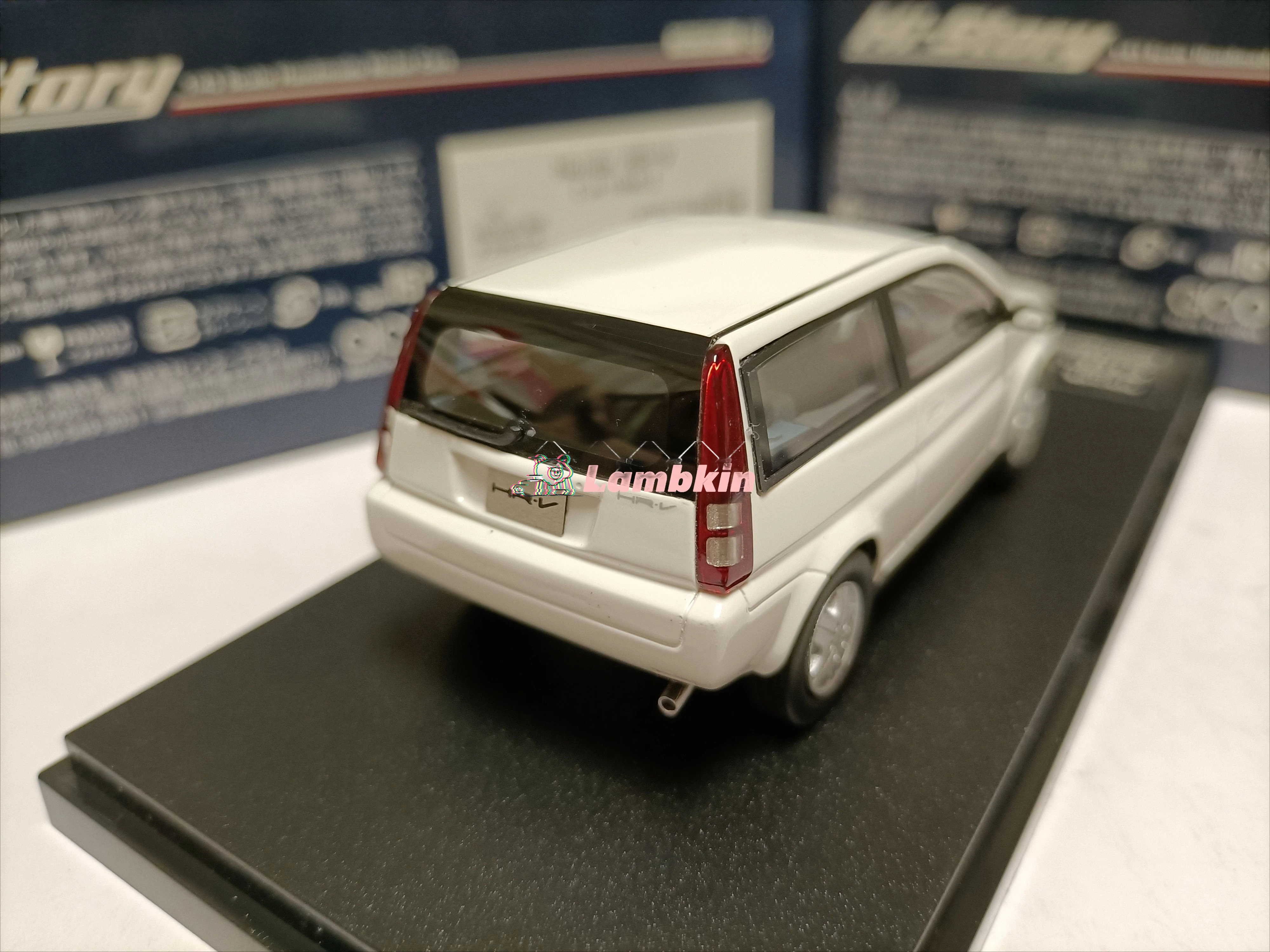 Hi Story 1/43 HRV J4 hs320 MPV 1998 modelo de carro de resina de negocios blanco colección de 10cm regalo de cumpleaños conmemorativo