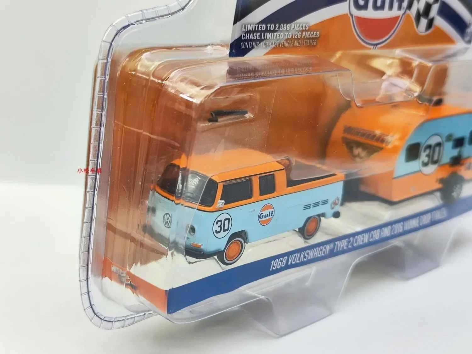 

Green Light 1:64 1968 Volkswagen T2 и прицеп WINNIE 2016 # 30. коллекция моделей автомобилей Gulf Oil Gulf, подарок для модели игрушечного автомобиля