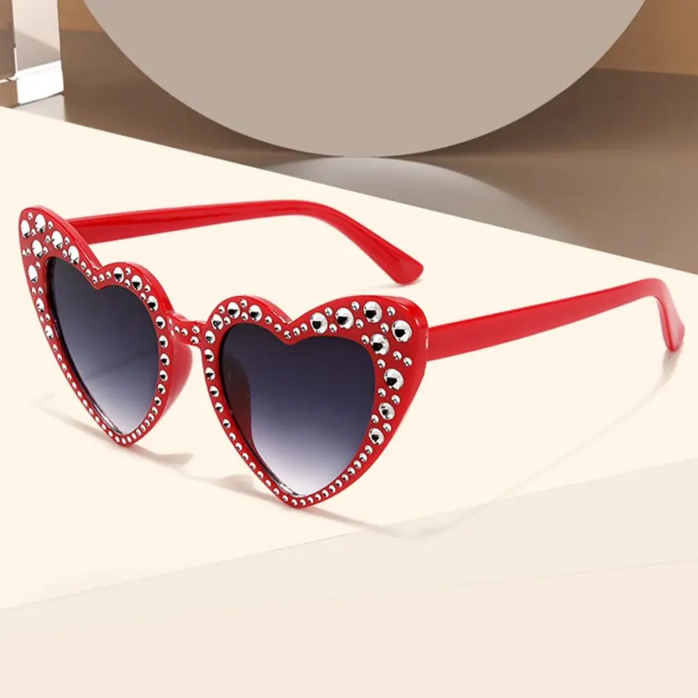 Gafas de sol con forma de corazón, lentes de sol con protección solar, decoración de diamantes de imitación de Hip Hop, gafas de conducción, gafas de fiesta