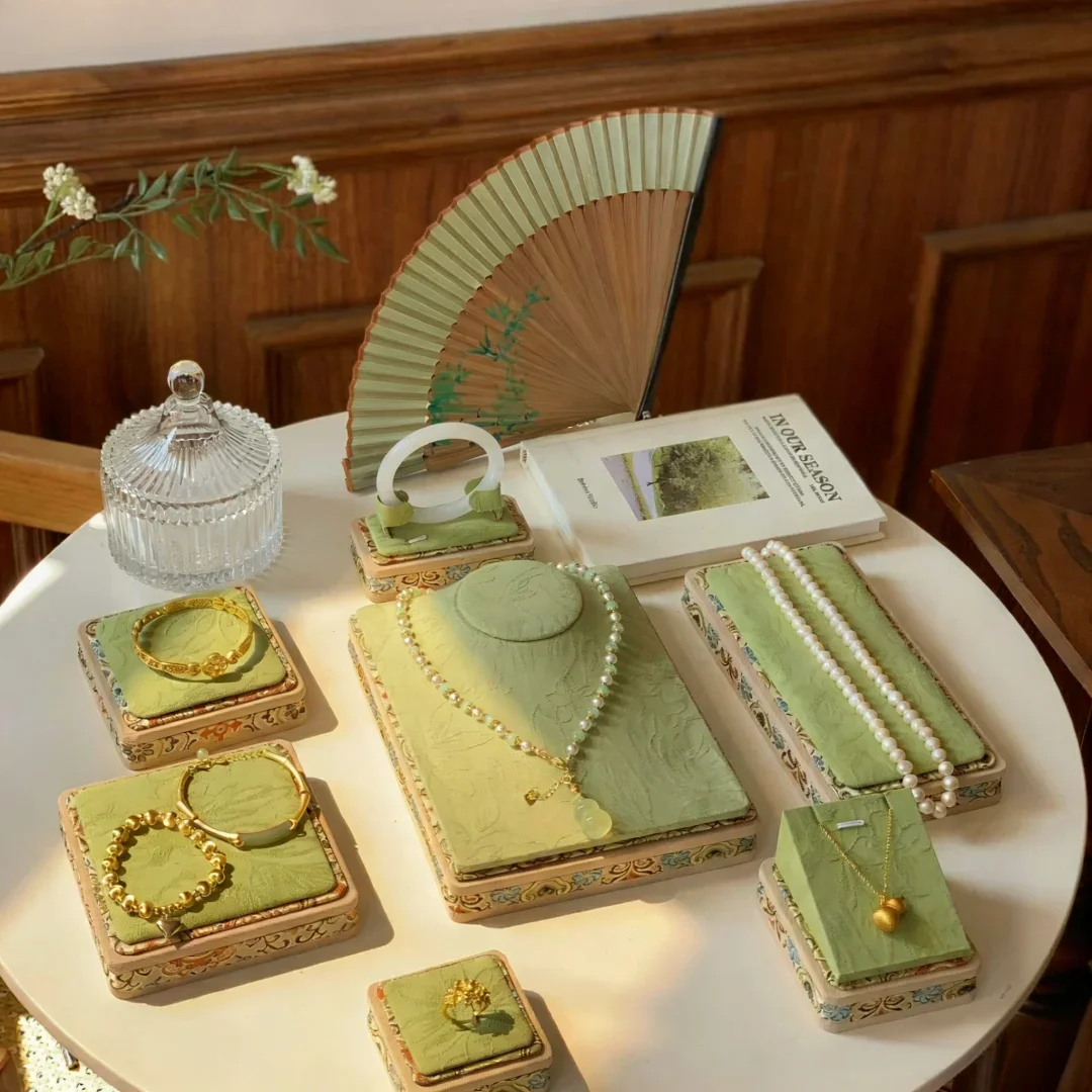 Retro Portable Jewelry Display Tray Earring Necklace Ring Organizer Desktop Trinket Storage For Home Jewelry Shop Display