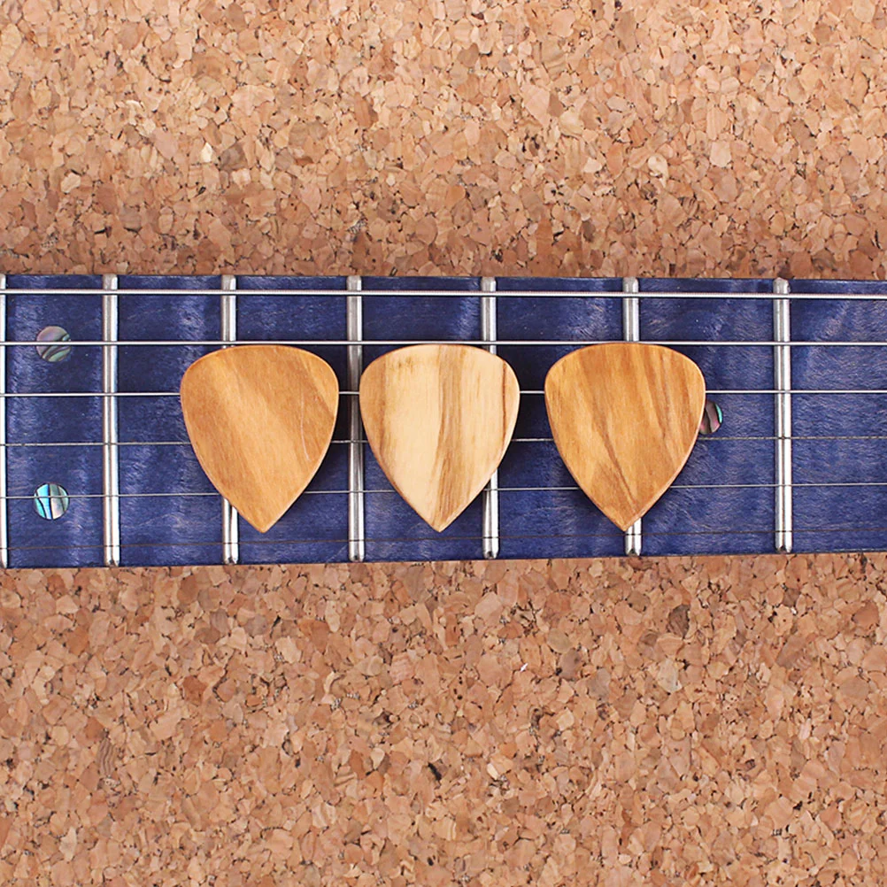 

3pcs Ukulele Pick Olive Wood Plectrum Wooden Guitar Pick Guitar Accessories