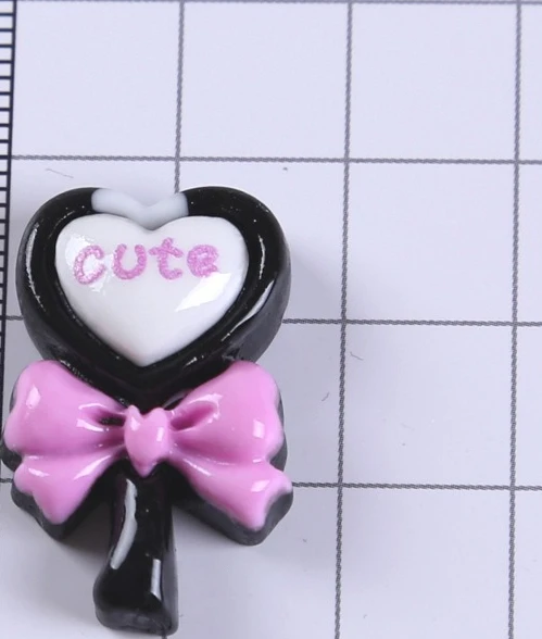 ミノソ グロッシーブラック クロミ サンリオ リボン ケーキ ポプシクル レジン アクセサリー DIY クリームグルー 携帯ケース ヘアクリップ